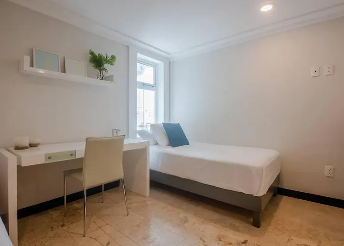 Location- 3-bdr Penth-150 Mbps- Pool- Priv Rooftop Apartamento Playa del Carmen