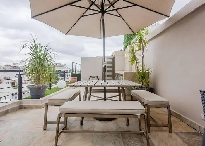 Location- 3-bdr Penth-150 Mbps- Pool- Priv Rooftop