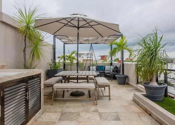 Location- 3-bdr Penth-150 Mbps- Pool- Priv Rooftop Apartamento *